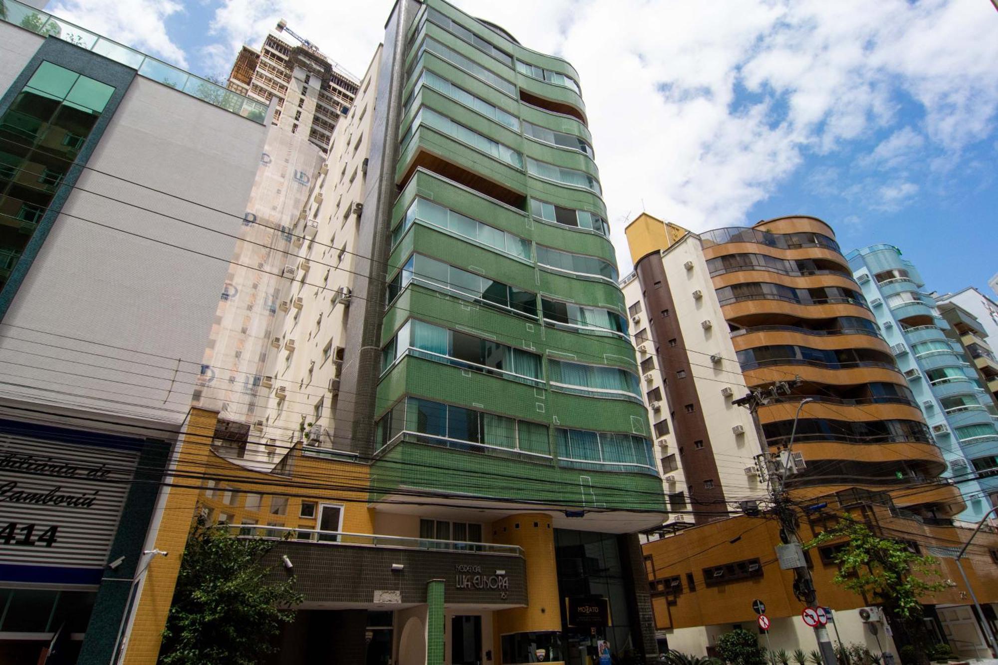 Apto Amplo a 100 mts da Praia na Rua 3700 P1397 Balneario Camboriu Exterior foto